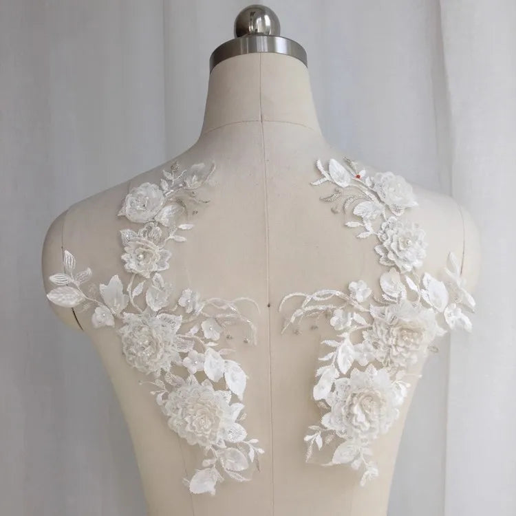 قطعة زهور دانتيل ثلاثية الأبعاد مصنوعة يدويًا فاخرة من خرز الأظافر، زوج من فساتين الزفاف وأغطية الرأس والإكسسوارات