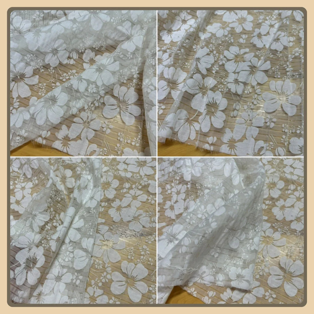 فستان من قماش الأورجانزا الجاكار المزخرف بفقاعات بيضاء - بلوزة مزخرفة بالزهور