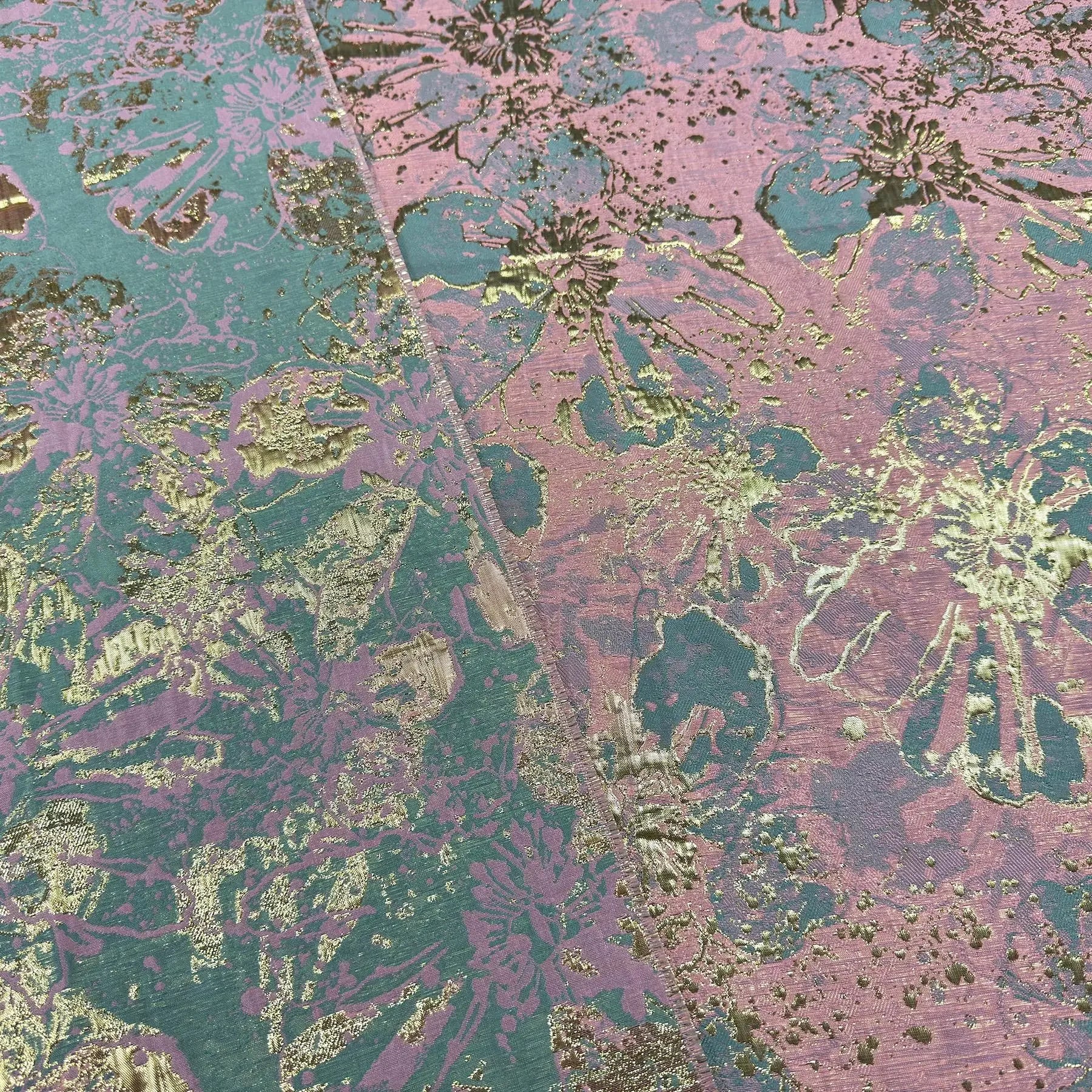 قماش فاخر من الجاكار مطبوع عليه بالحرارة، تنورة منفوشة، سترة واقية من الرياح، سجادة شاي، قماش بروكيد منسوج أنيق