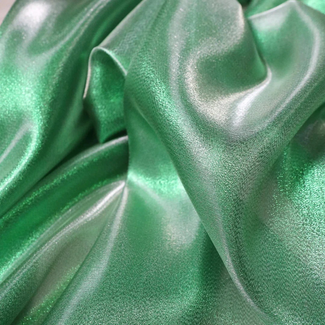 Golden shiny gold platinum fabric, lightweight shiny silk reflective metal stage wear, Indian yarn fashion edging fabric