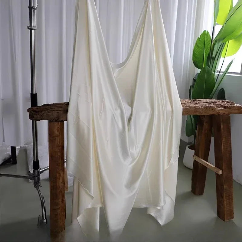 قماش حرير ساتان مرن - مادة ناعمة لامعة 145 سم