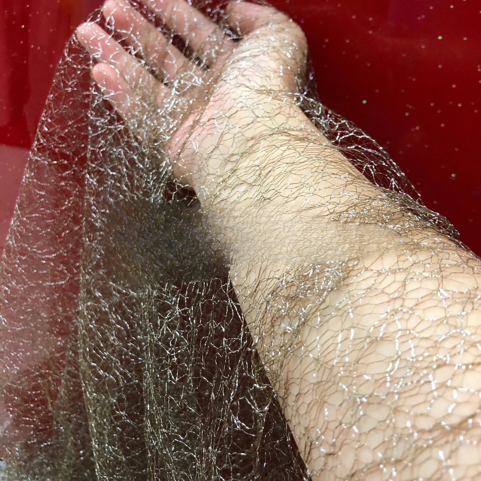 قماش شبكي من الدانتيل الذهبي والفضي غير المنتظم خفيف الوزن وناعم مناسب للفساتين الرسمية وفساتين الزفاف وأغطية الرأس