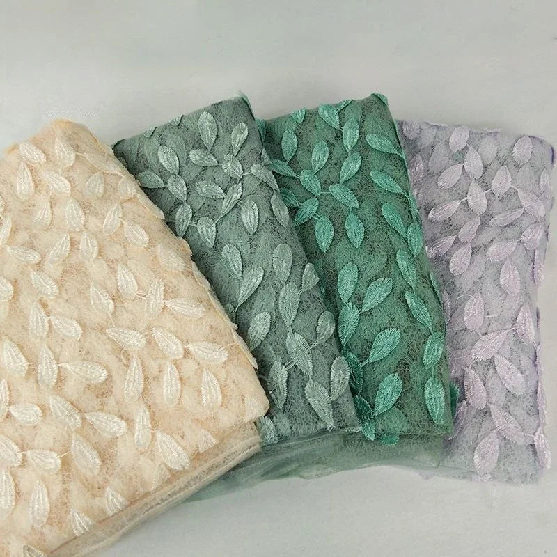 Tela de encaje bordado de malla soluble en agua 3D para crear vestidos DIY, elegante material de red floral tridimensional.