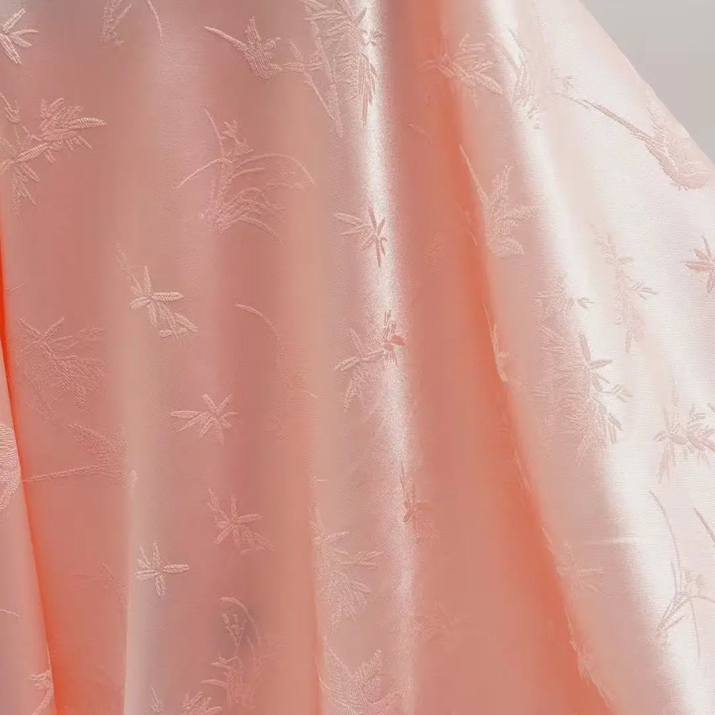 Tejido jacquard de satén suave y liso, adecuado para vestidos de novia, vestidos formales y materiales de ropa de bricolaje hechos a mano, etc.