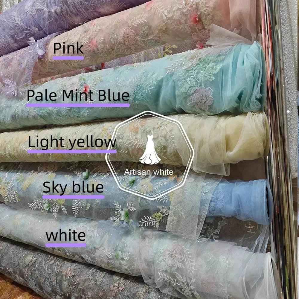 Tela de encaje bordado floral 3D de lujo con cuentas y lentejuelas para vestido de novia o de noche.