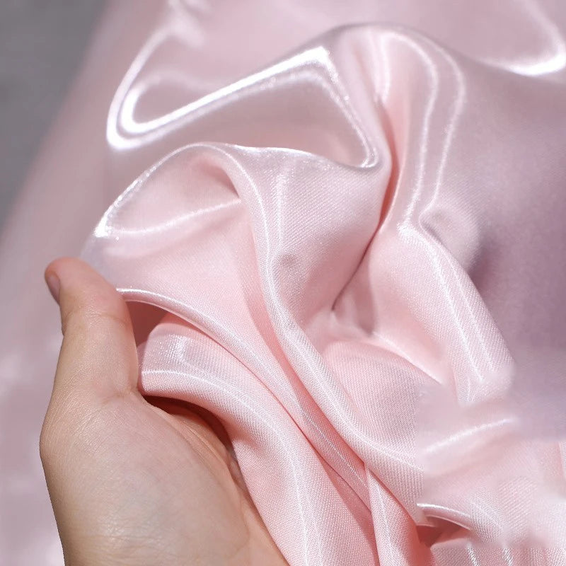 قماش ساتان مائي سائل، حرير كريستالي سميك، ساتان طبيعي عاكس، فستان زفاف، خلفية زخرفية، ملابس مصممة 