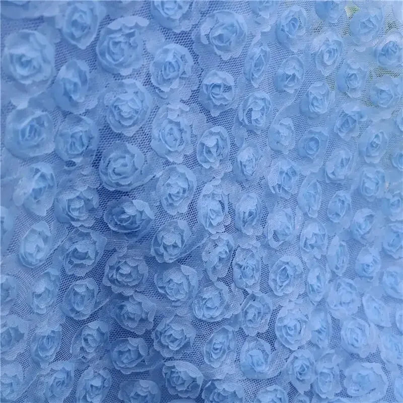 فستان زفاف كلاسيكي مطبوع عليه وردة ثلاثية الأبعاد مع لوحة قماش مطرزة وقماش شبكي مزين بالزهور