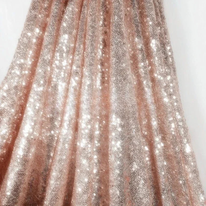 قماش ترتر مشفر بلون الشمبانيا الذهبي 3 مم - مادة لامعة 130 سم