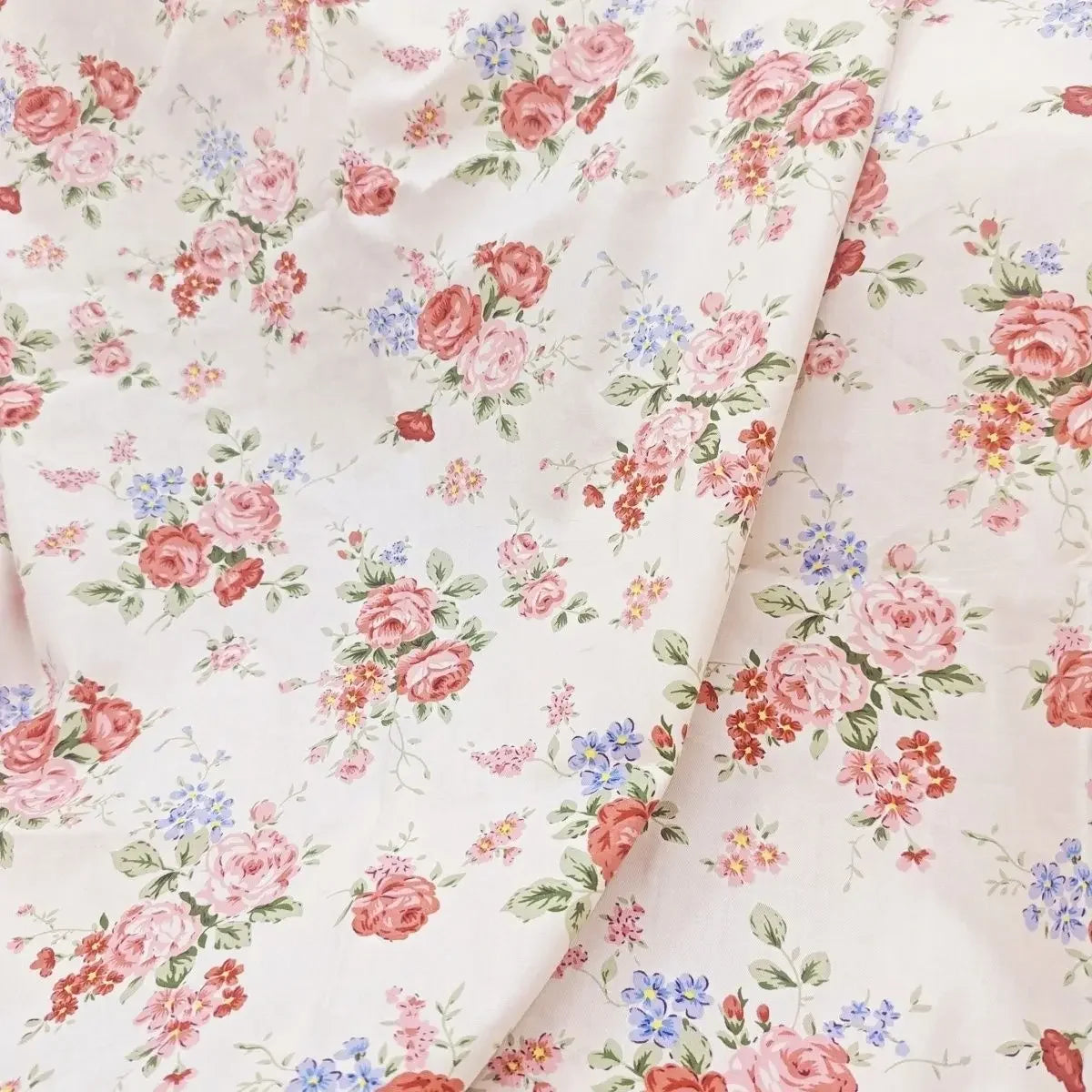 100% Cotton Plain Weave Floral Check Fabric - Country Style Material