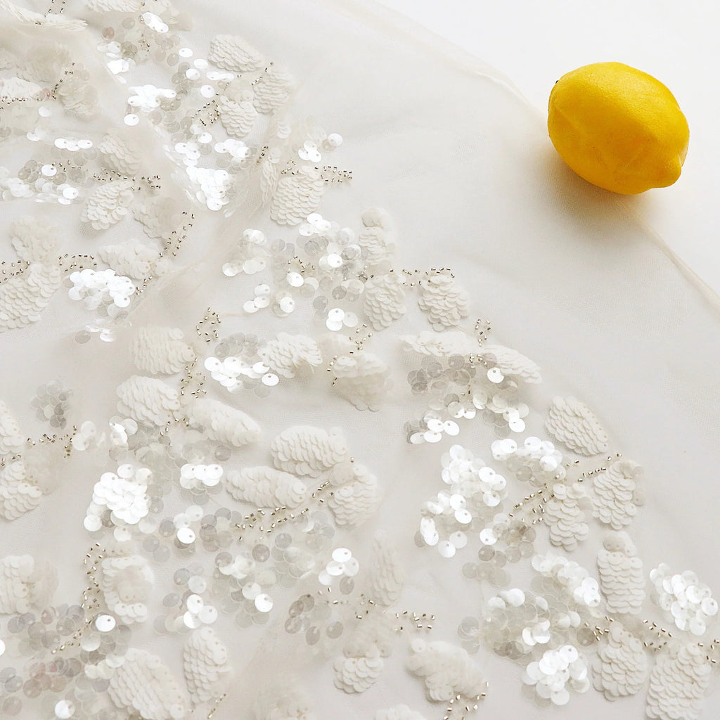 Tela de malla blanca con bordado de cuentas, tela de encaje con bordado de lentejuelas, tela de costura para decoración de cheongsam, tela personalizada