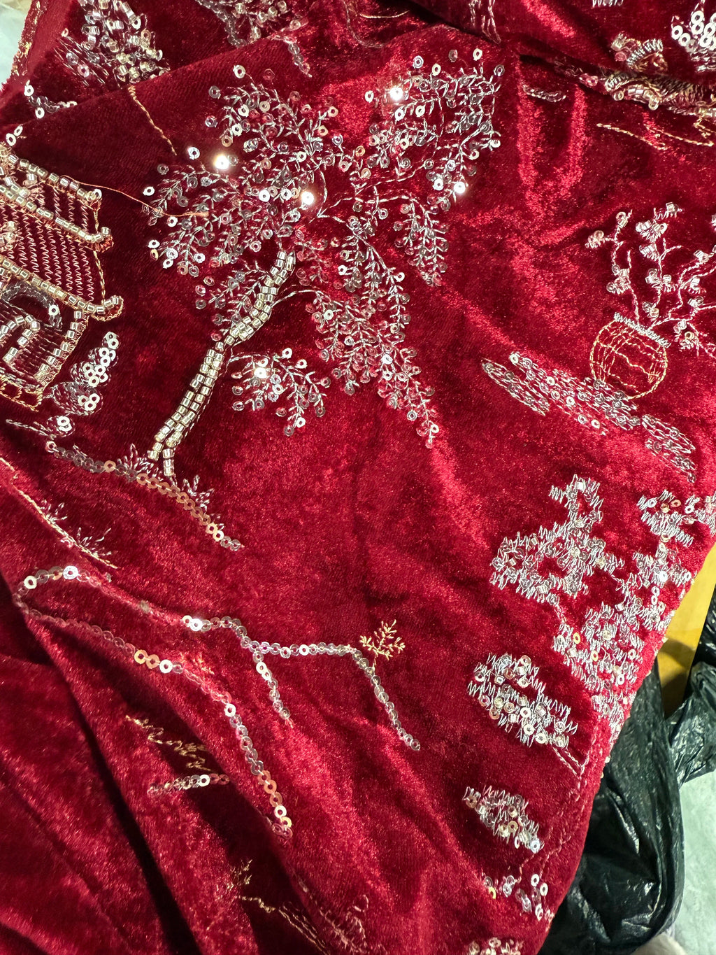 Gaoding Series Green Style Pavilions Exquisite Embroidery Velvet Fabric Chinese Style Fabric Sewn Cheongsam Evening Gown