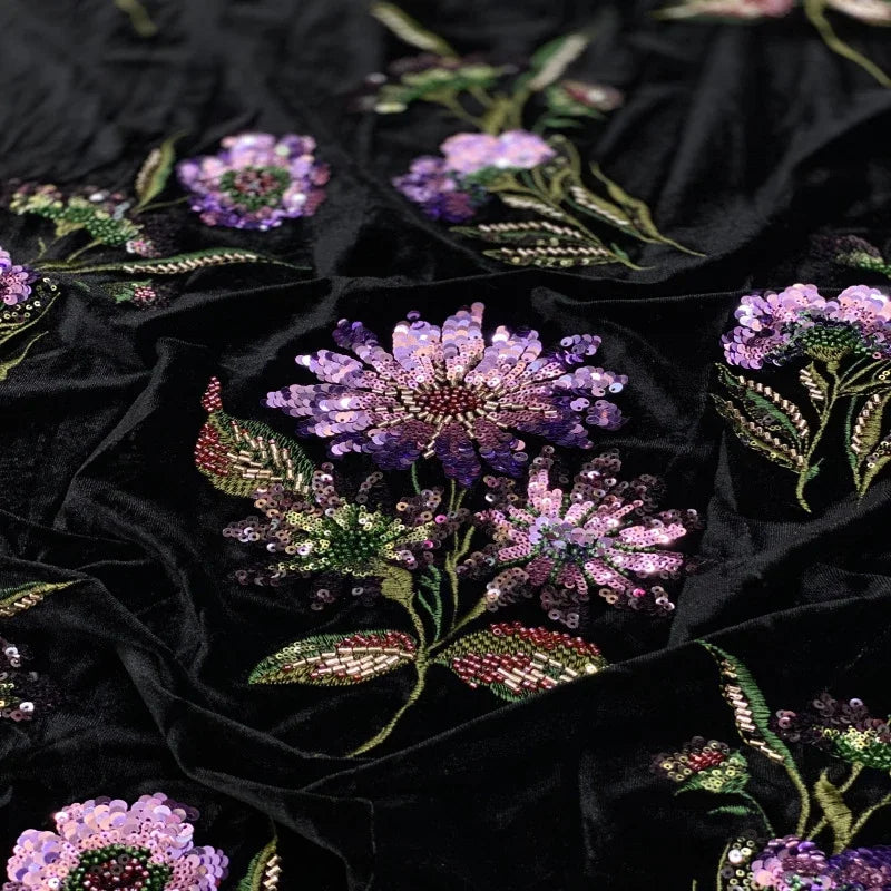 Tela de terciopelo floral con lentejuelas y cuentas de lujo - Bordado negro - Material de diseño - 130 cm