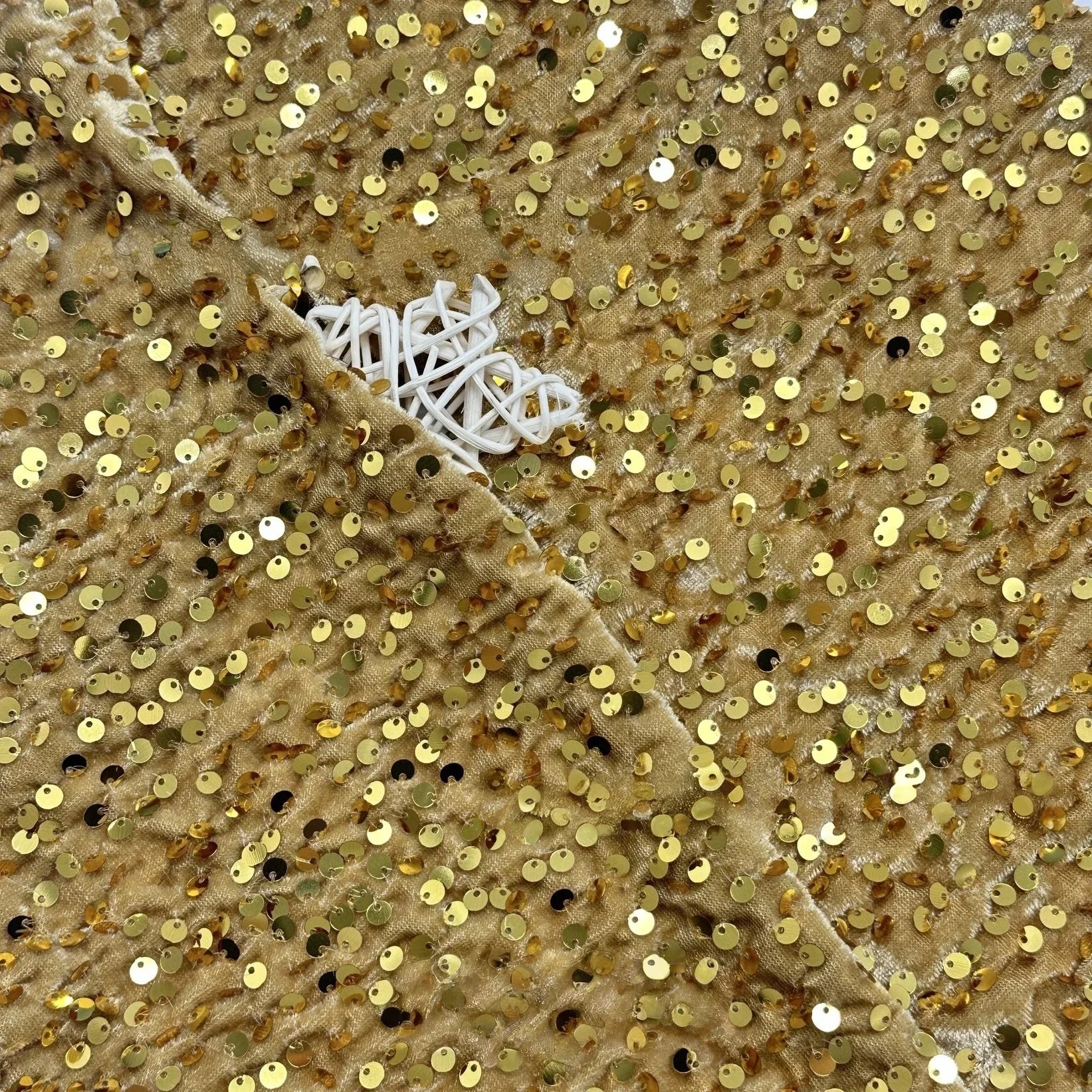 Tela de terciopelo de 32 colores, con lentejuelas de 3 mm, para vestidos de noche, trajes de escenario, manteles, sombreros y accesorios.