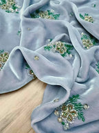 Tela de terciopelo de seda azul y roja exquisita con bordado de cuentas de uñas para coser cheongsam, chaleco, chaqueta, tela para ropa