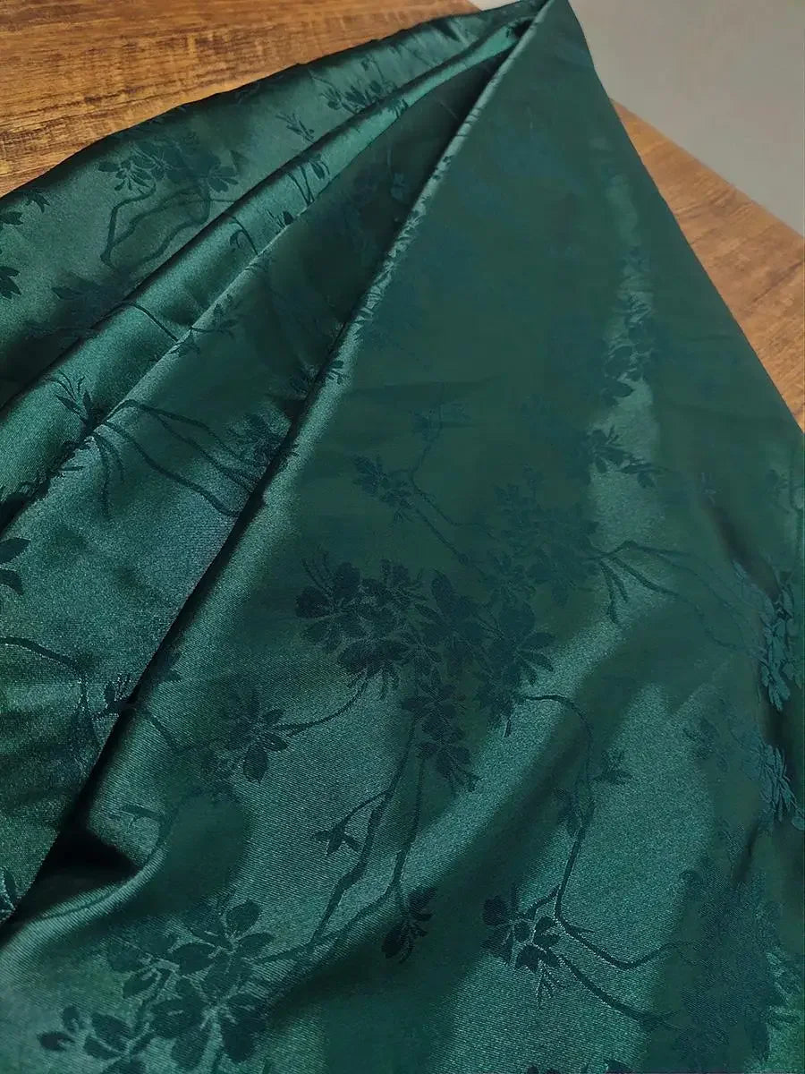 قماش أسيتات ساتان حرير جاكار - خامة فستان أنيقة 150 سم