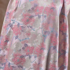 Tejido jacquard de satén ligero con flores de doble cara para prendas creativas de estilo retro y prendas de lujo.