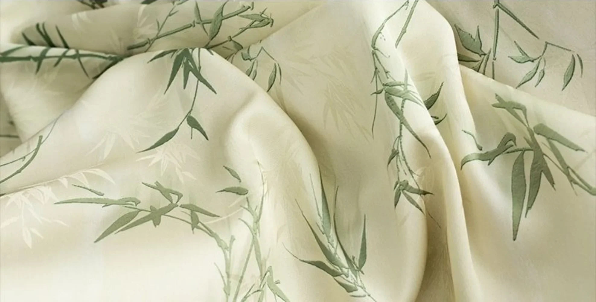 قماش مطبوع عليه أوراق الخيزران الخضراء - مادة بنمط نباتي 145 سم