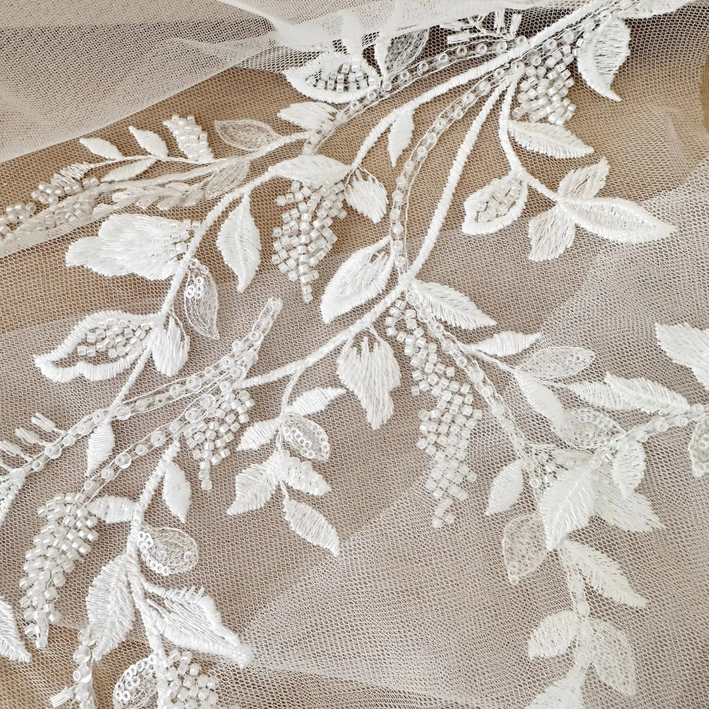 زوج من خيوط قطنية عالية الجودة مخصصة مطرزة بالترتر وشبكة زهور ودانتيل مطرز وإكسسوارات خياطة الحجاب الزهري