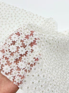 Tela de malla de encaje semitransparente con bordado de rosas blancas y exquisitas estrellas para vestido y falda abullonada