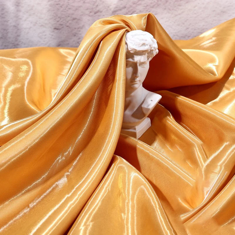 قماش ساتان سائل لامع - شارموز عاكس للملابس المسائية
