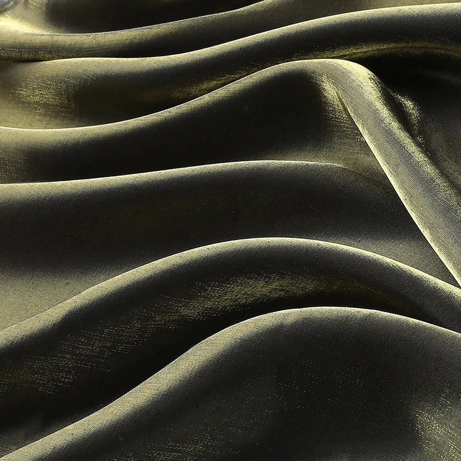قماش حرير ساتان سائل نابض بالحياة - خامة لامعة لفساتين السهرة