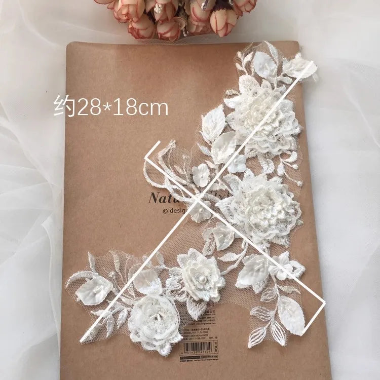 قطعة زهور دانتيل ثلاثية الأبعاد مصنوعة يدويًا فاخرة من خرز الأظافر، زوج من فساتين الزفاف وأغطية الرأس والإكسسوارات