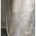 قماش شبكي من الدانتيل الذهبي والفضي غير المنتظم خفيف الوزن وناعم مناسب للفساتين الرسمية وفساتين الزفاف وأغطية الرأس