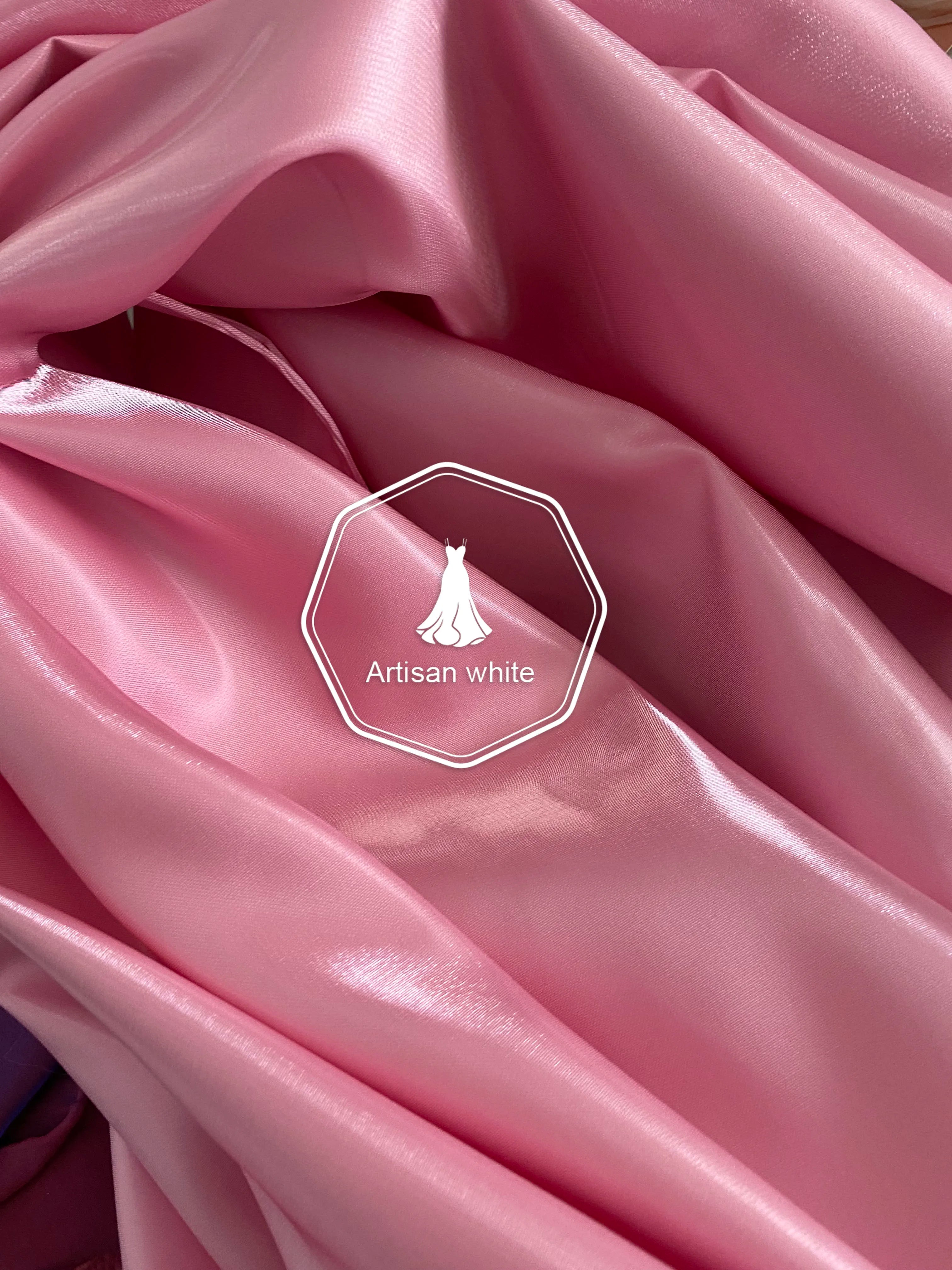 قماش ساتان مائي سائل، حرير كريستالي سميك، ساتان طبيعي عاكس، فستان زفاف، خلفية زخرفية، ملابس مصممة 