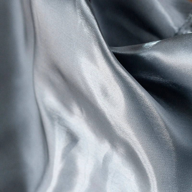 قماش ساتان سائل لامع - شارموز عاكس للملابس المسائية