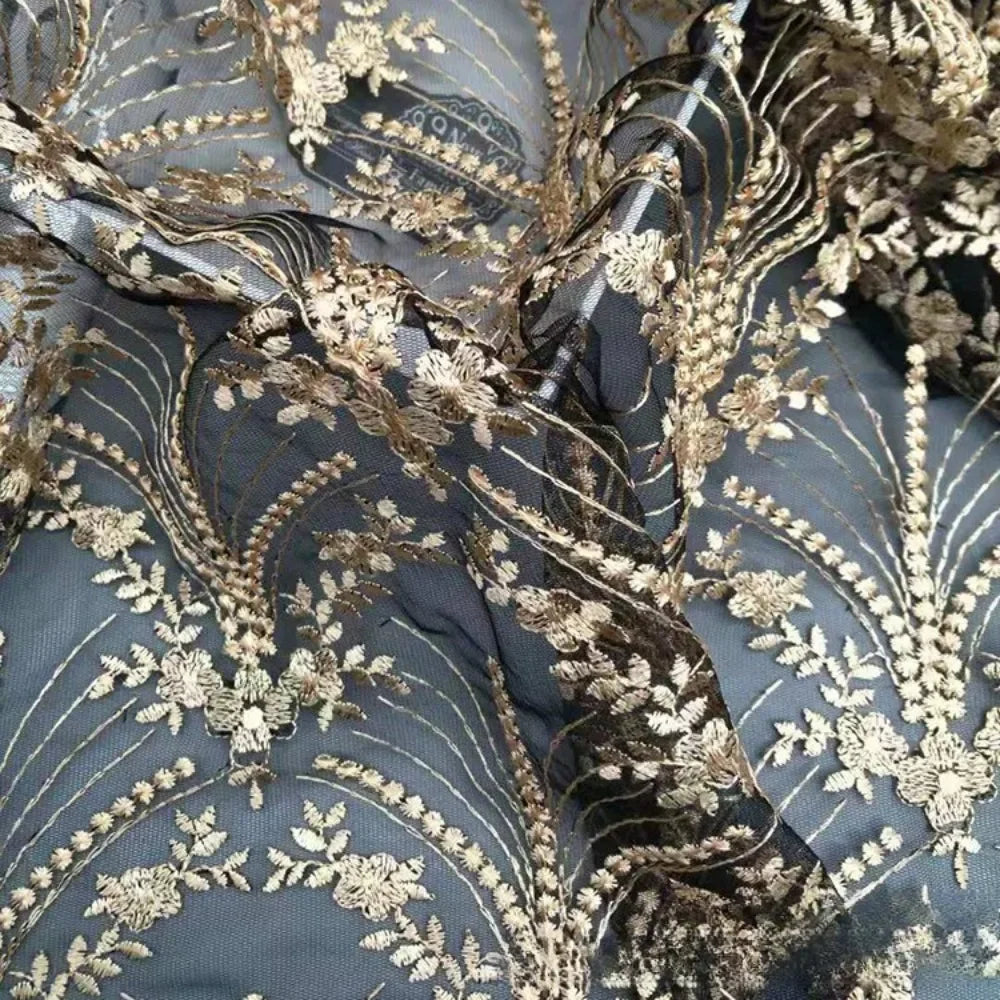 قماش تنورة جديد ثلاثي الأبعاد مطرز بخيوط ذهبية لامعة من الدانتيل الشبكي، قماش ملابس، تطريز فستان