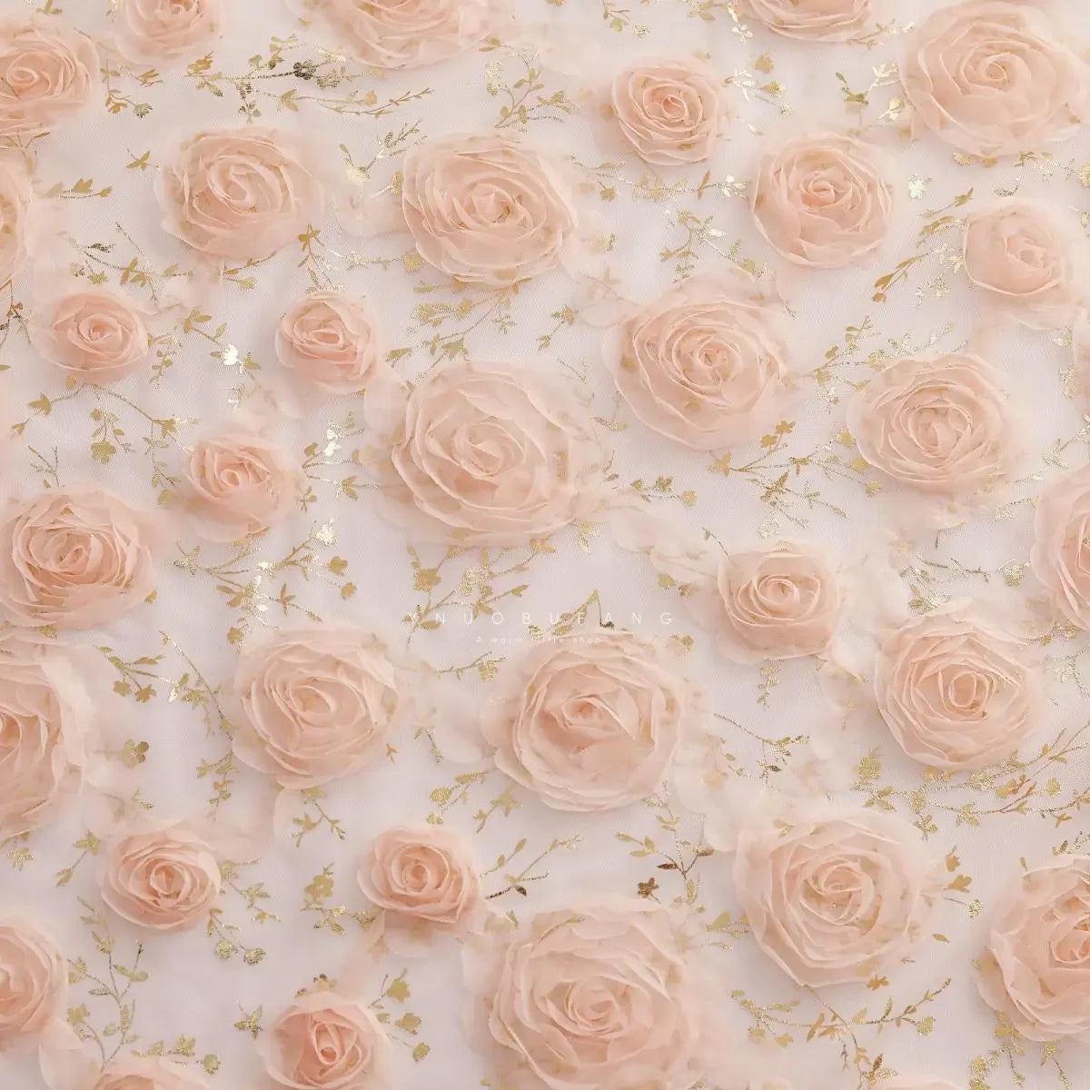 قماش دانتيل إكليل الورد البرتقالي الوردي مع تطريز ذهبي لمجموعة فساتين نسائية صيفية، مادة زهرية أنيقة لخياطة الأزياء