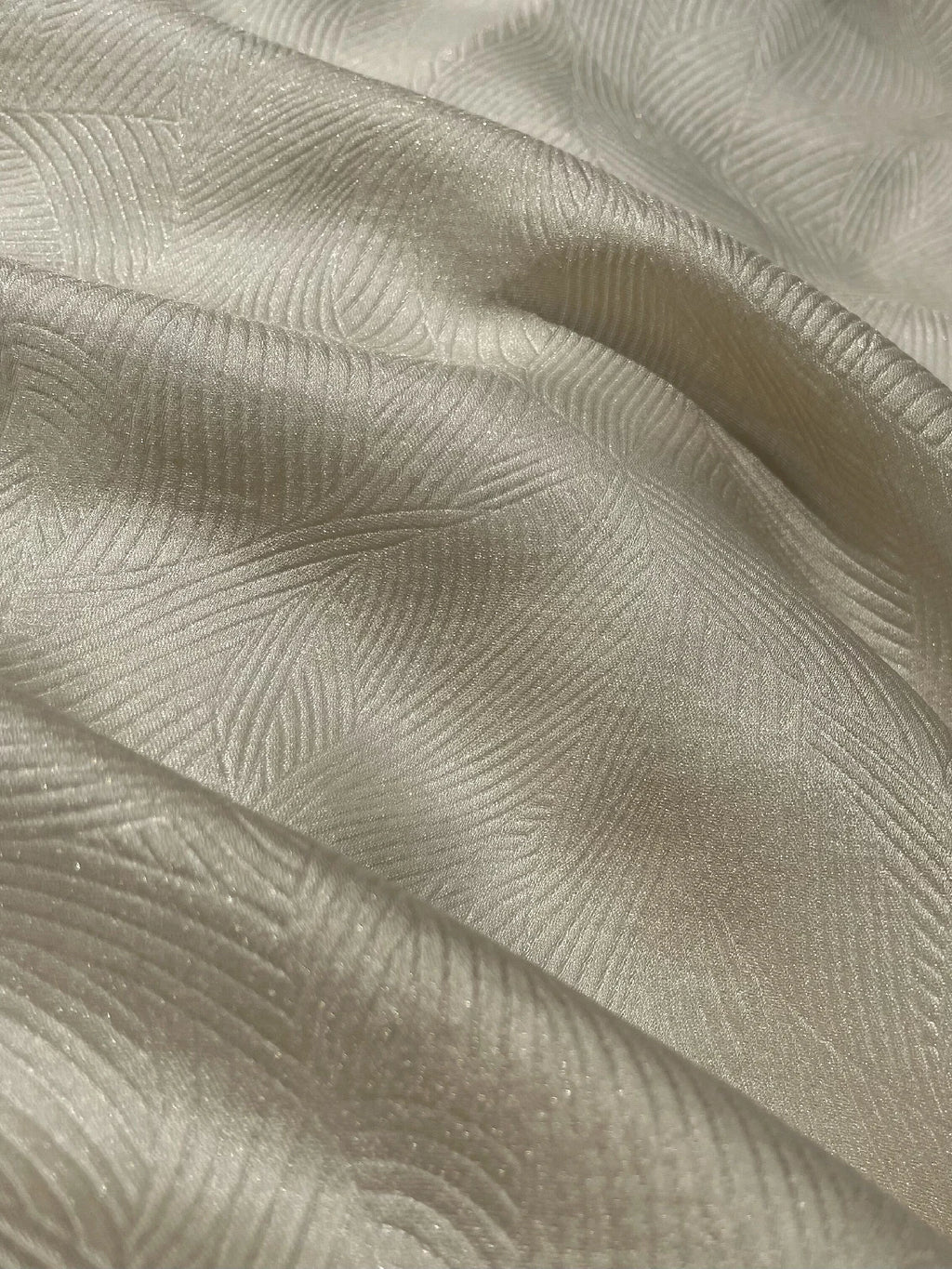 Pearl Leaf Jacquard Fabric - Vintage Textured for Dresses & Décor